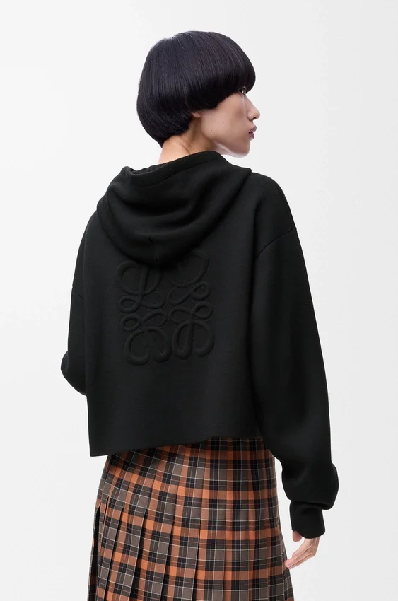 Bluza z kapturem i zamkiem błyskawicznym z wełny z napisem „Anagram” Bluza z kapturem i zamkiem błyskawicznym z wełny z napisem „Anagram”