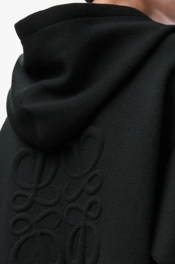 Bluza z kapturem i zamkiem błyskawicznym z wełny z napisem „Anagram” Bluza z kapturem i zamkiem błyskawicznym z wełny z napisem „Anagram”