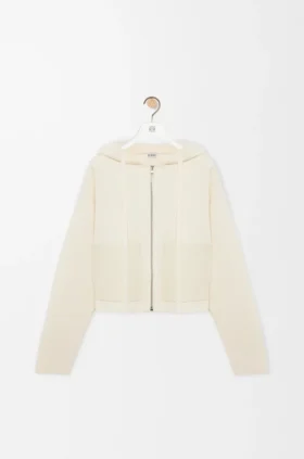 Bluza z kapturem zapinana na zamek, wykonana z wełny