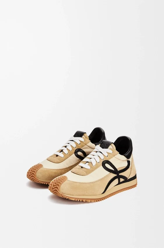 Buty sportowe „Flow Runner” z nylonu i zamszu Buty sportowe „Flow Runner” z nylonu i zamszu