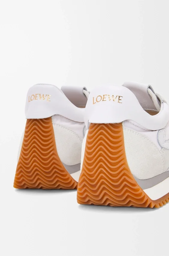 Buty sportowe „Flow Runner” z nylonu i zamszu Buty sportowe „Flow Runner” z nylonu i zamszu