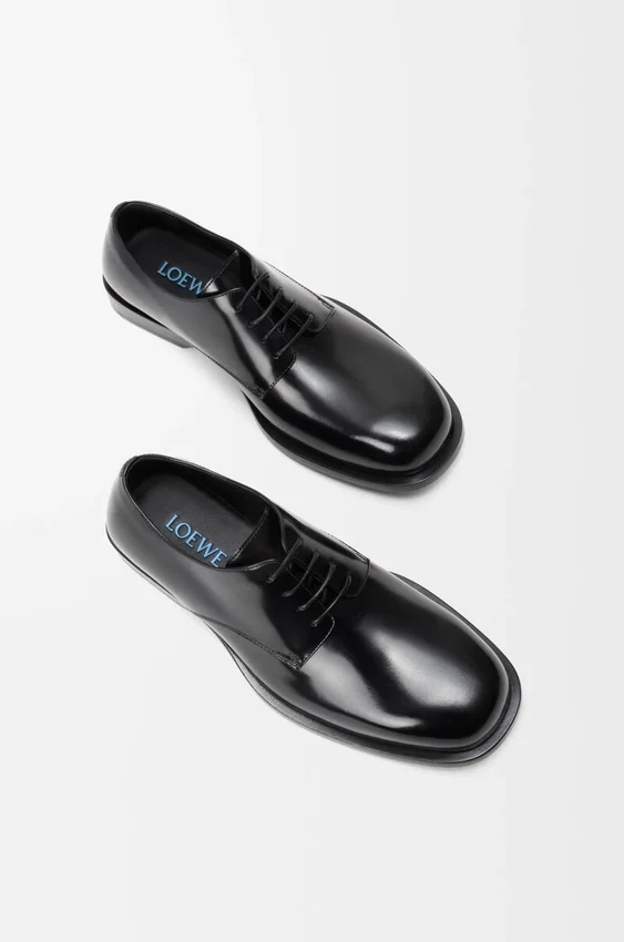 Buty typu derby „Bobine” z szczotkowanej skóry cielęcej Buty typu derby „Bobine” z szczotkowanej skóry cielęcej