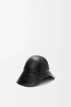 Czapka turystyczna ze skóry Czapka turystyczna ze skóry
