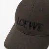 Czapka z motywem futurystycznego kota z bawełny Czapka z motywem futurystycznego kota z bawełny