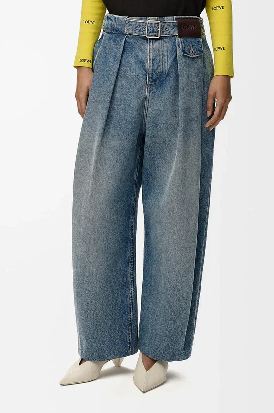 Dżinsy z denimu Dżinsy z denimu