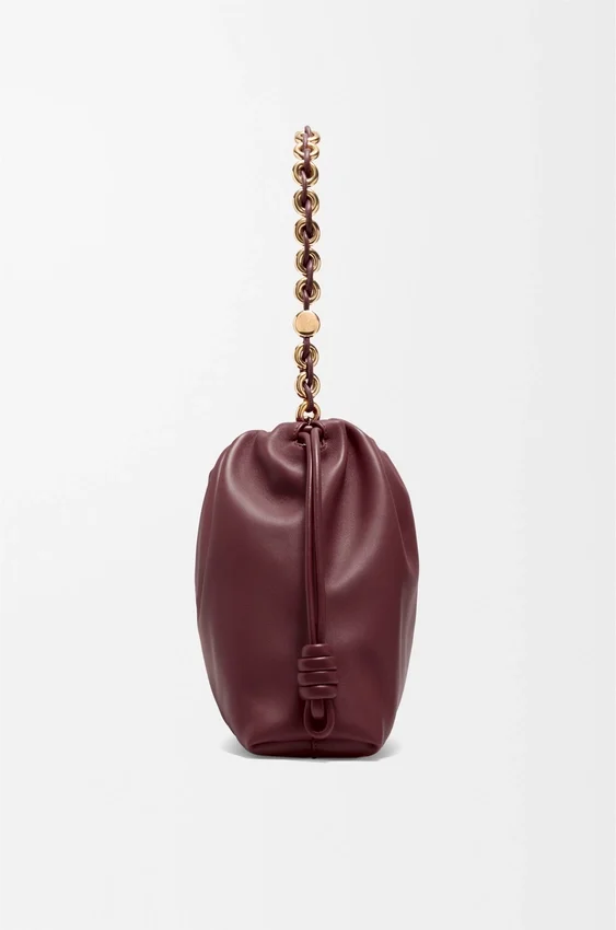 Duża Flamenco Purse z miękkiej skóry jagnięcej typu nappa Duża Flamenco Purse z miękkiej skóry jagnięcej typu nappa