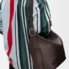 Duża torba Loop Hobo z miękkiej, ziarnistej skóry cielęcej Duża torba Loop Hobo z miękkiej, ziarnistej skóry cielęcej