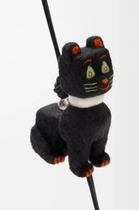 Filcowa zawieszka z motywem Futurist Cat Filcowa zawieszka z motywem Futurist Cat