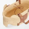 Koszyk „Elephant Basket” z rafii i skóry cielęcej Koszyk „Elephant Basket” z rafii i skóry cielęcej