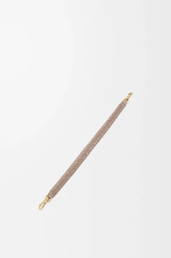 Krótki pasek „Arrow” z klasycznej skóry cielęcej Krótki pasek „Arrow” z klasycznej skóry cielęcej