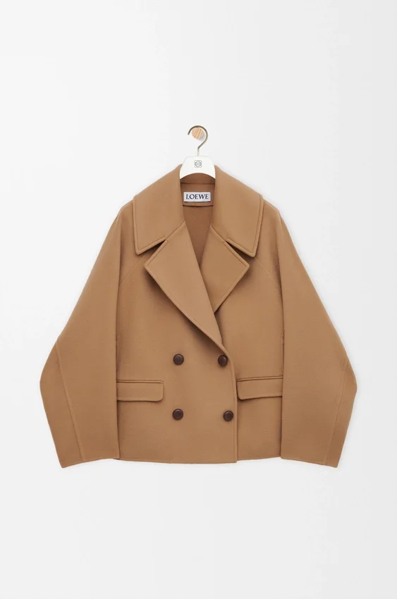 Krótki płaszcz z wełny Krótki płaszcz z wełny