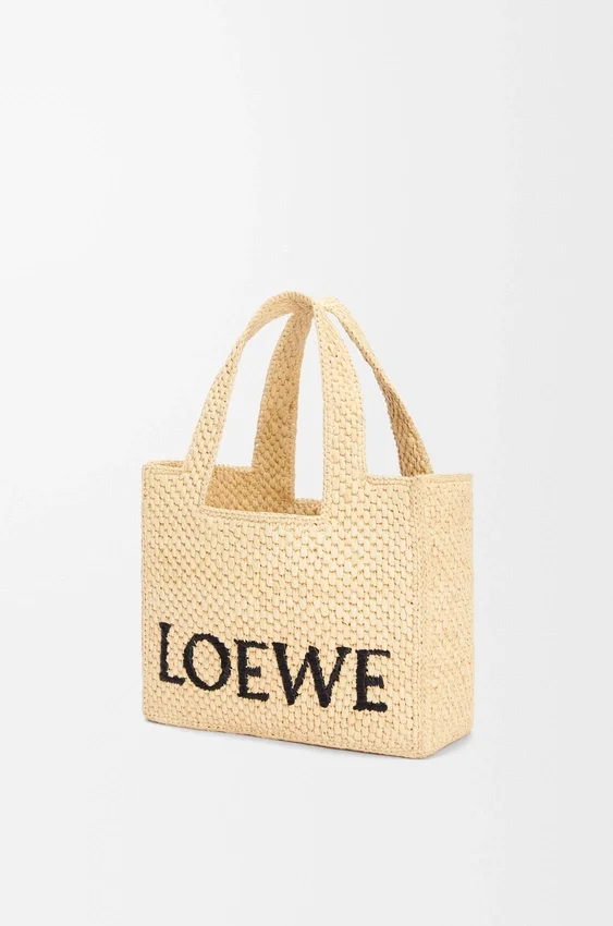 Mała Font Tote z napisem „Loewe” z rafii Mała Font Tote z napisem „Loewe” z rafii