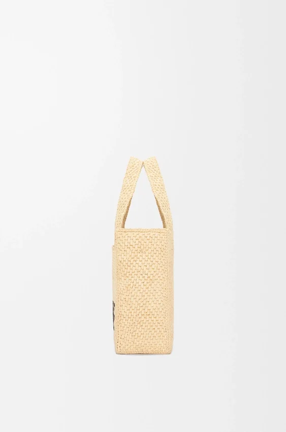 Mała Font Tote z napisem „Loewe” z rafii Mała Font Tote z napisem „Loewe” z rafii