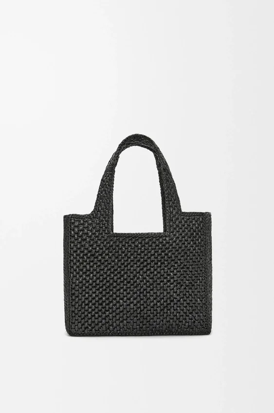 Mała Font Tote z napisem „Loewe” z rafii Mała Font Tote z napisem „Loewe” z rafii