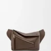 Mała Puzzle Bumbag z ziarnistej skóry cielęcej Mała Puzzle Bumbag z ziarnistej skóry cielęcej