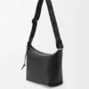 Mała torebka Cubi Crossbody z miękkiej, gładkiej skóry cielęcej i żakardu Mała torebka Cubi Crossbody z miękkiej, gładkiej skóry cielęcej i żakardu