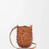 Mała torebka Nest Basket ze skóry cielęcej Mała torebka Nest Basket ze skóry cielęcej