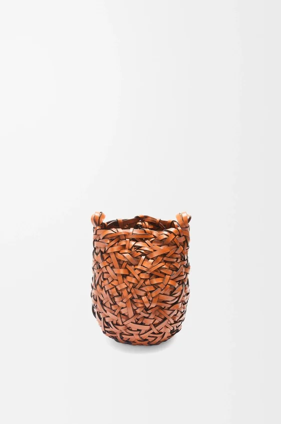 Mała torebka Nest Basket ze skóry cielęcej Mała torebka Nest Basket ze skóry cielęcej