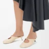 Miękkie klapki „Pebble” z nappa jagnięcej Miękkie klapki „Pebble” z nappa jagnięcej