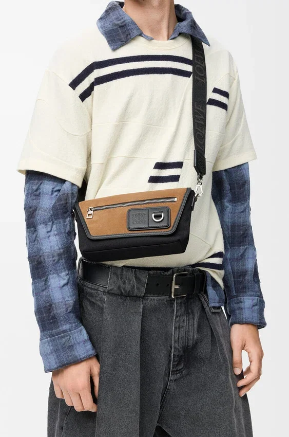 Mini Flex Messenger z płótna i zamszu Mini Flex Messenger z płótna i zamszu