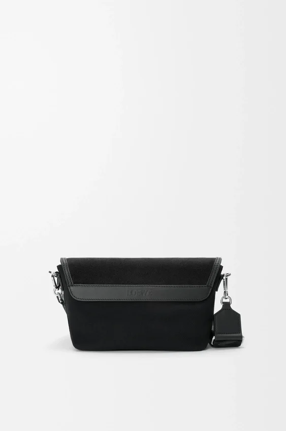 Mini Flex Messenger z płótna i zamszu Mini Flex Messenger z płótna i zamszu