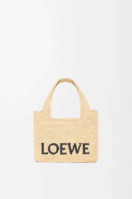 Mini font Tote loewe z napisem w rafii Mini font Tote loewe z napisem w rafii