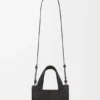 Mini font Tote loewe z napisem w rafii Mini font Tote loewe z napisem w rafii