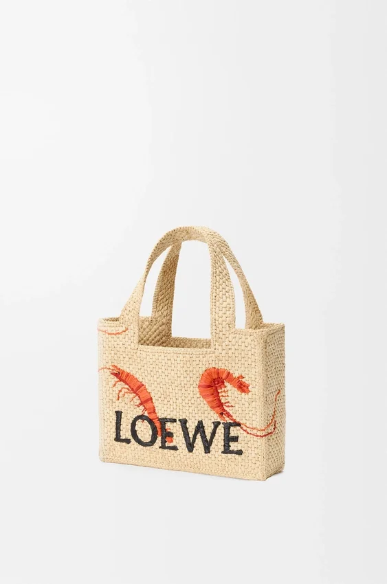 Mini font Tote loewe z napisem w rafii Mini font Tote loewe z napisem w rafii