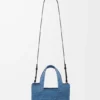 Mini font Tote loewe z napisem w rafii Mini font Tote loewe z napisem w rafii