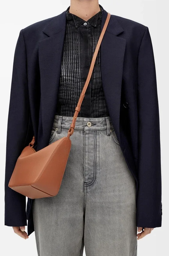 Mini Hammock Hobo z klasycznej skóry cielęcej Mini Hammock Hobo z klasycznej skóry cielęcej
