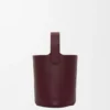Mini torebka typu Pebble Bucket z gładkiej skóry cielęcej Mini torebka typu Pebble Bucket z gładkiej skóry cielęcej