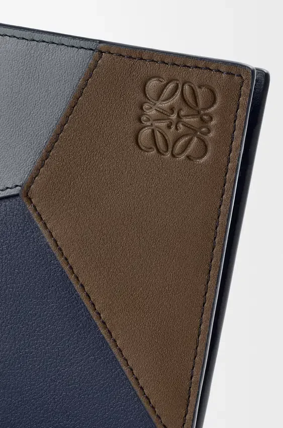 Portfel na karty Puzzle Bifold z klasycznej skóry cielęcej Portfel na karty Puzzle Bifold z klasycznej skóry cielęcej
