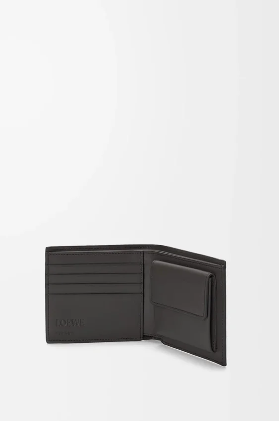 Portfel na monety typu bifold z teksturowanej klasycznej skóry cielęcej Portfel na monety typu bifold z teksturowanej klasycznej skóry cielęcej