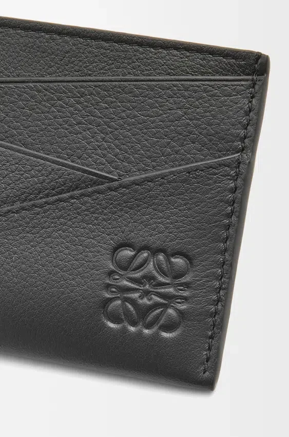 Prosty etui na karty „Puzzle” z klasycznej skóry cielęcej Prosty etui na karty „Puzzle” z klasycznej skóry cielęcej