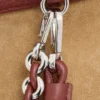Średnia Flamenco Purse z drobnoziarnistej skóry cielęcej Średnia Flamenco Purse z drobnoziarnistej skóry cielęcej