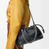 Średnia Flamenco Purse z drobnoziarnistej skóry cielęcej Średnia Flamenco Purse z drobnoziarnistej skóry cielęcej