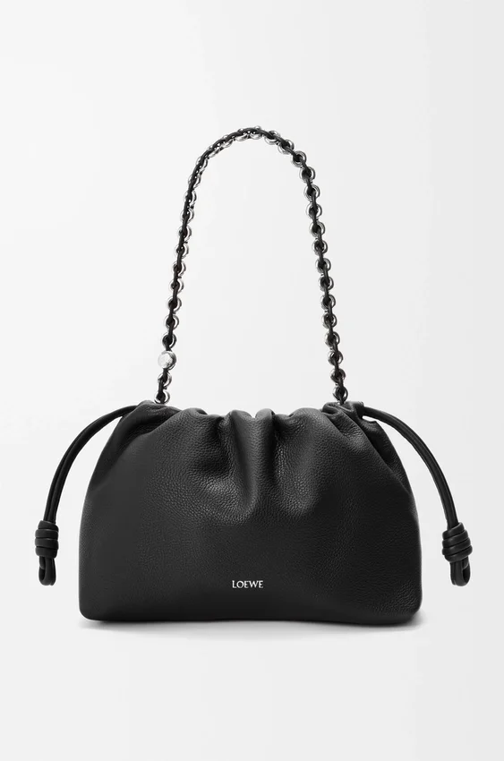 Średnia Flamenco Purse z drobnoziarnistej skóry cielęcej Średnia Flamenco Purse z drobnoziarnistej skóry cielęcej