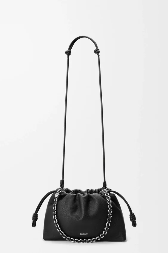 Średnia Flamenco Purse z drobnoziarnistej skóry cielęcej Średnia Flamenco Purse z drobnoziarnistej skóry cielęcej