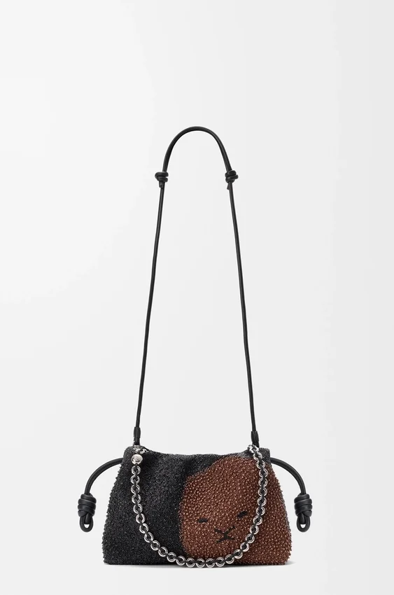 Średnia Flamenco Purse z koralikami w kształcie lwów, wykonana z płótna z koralikami i skóry cielęcej Średnia Flamenco Purse z koralikami w kształcie lwów, wykonana z płótna z koralikami i skóry cielęcej