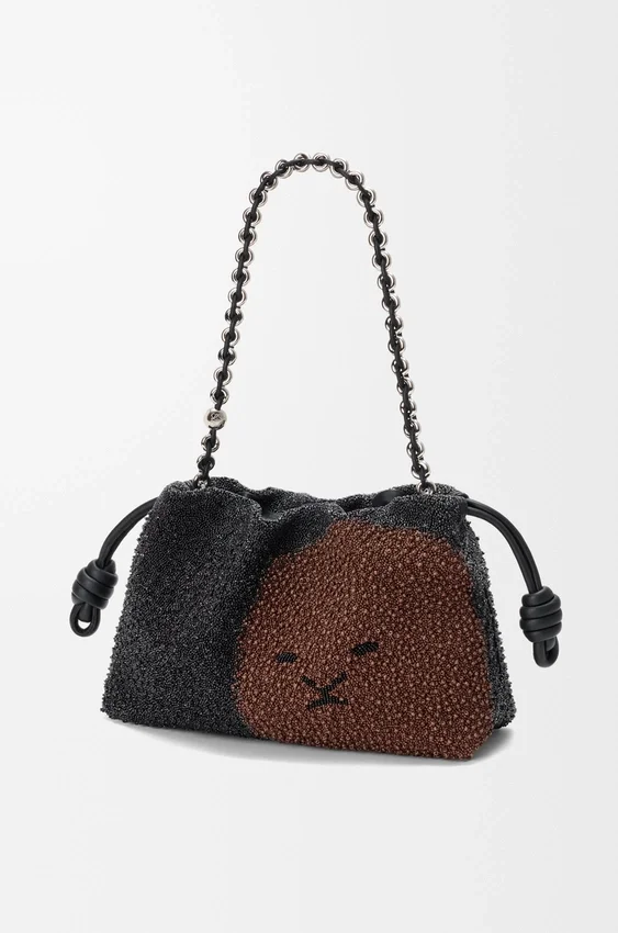 Średnia Flamenco Purse z koralikami w kształcie lwów, wykonana z płótna z koralikami i skóry cielęcej Średnia Flamenco Purse z koralikami w kształcie lwów, wykonana z płótna z koralikami i skóry cielęcej