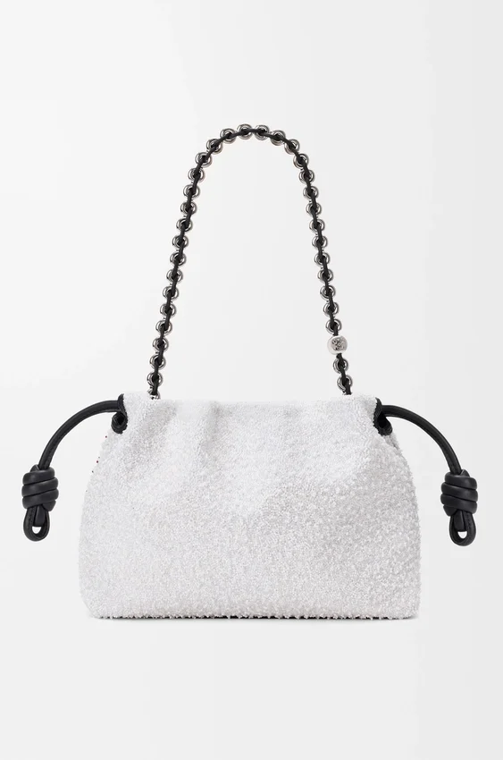 Średnia Flamenco Purse z koralikami w kształcie lwów, wykonana z płótna z koralikami i skóry cielęcej Średnia Flamenco Purse z koralikami w kształcie lwów, wykonana z płótna z koralikami i skóry cielęcej