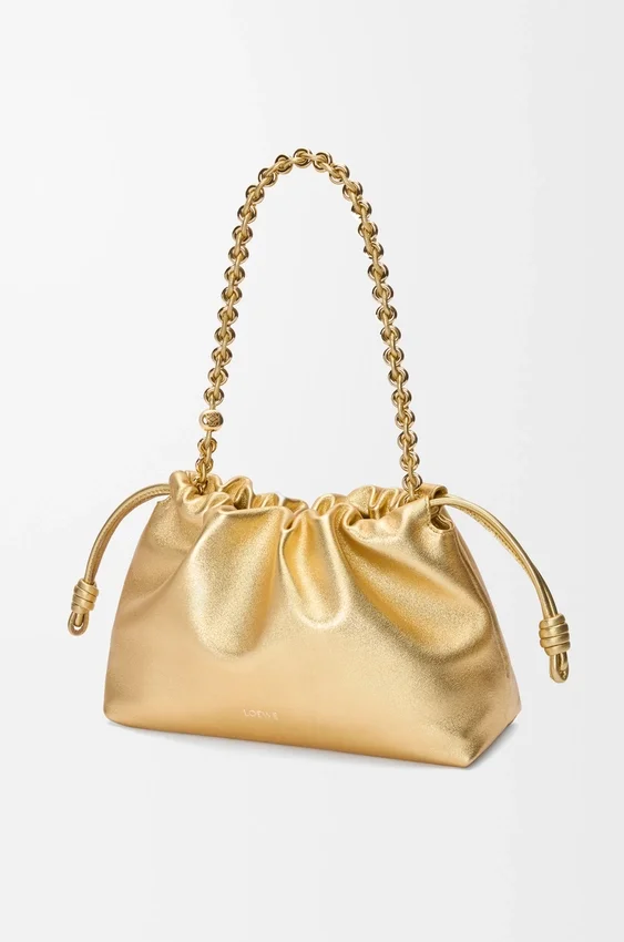 Średnia Flamenco Purse z laminowanej skóry jagnięcej Średnia Flamenco Purse z laminowanej skóry jagnięcej