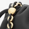 Średnia Flamenco Purse z miękkiej skóry jagnięcej typu nappa Średnia Flamenco Purse z miękkiej skóry jagnięcej typu nappa