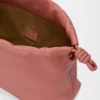 Średnia Flamenco Purse z miękkiej skóry jagnięcej typu nappa Średnia Flamenco Purse z miękkiej skóry jagnięcej typu nappa