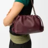 Średnia Flamenco Purse z miękkiej skóry jagnięcej typu nappa Średnia Flamenco Purse z miękkiej skóry jagnięcej typu nappa