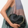 Średnia Flamenco Purse z miękkiej skóry jagnięcej typu nappa Średnia Flamenco Purse z miękkiej skóry jagnięcej typu nappa