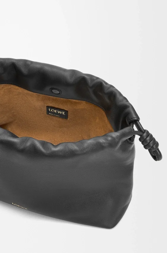 Średnia Flamenco Purse z miękkiej skóry jagnięcej typu nappa Średnia Flamenco Purse z miękkiej skóry jagnięcej typu nappa