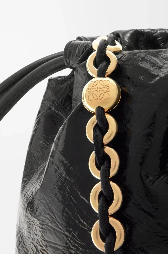 Średnia Flamenco Purse z skóry śluzowca Średnia Flamenco Purse z skóry śluzowca