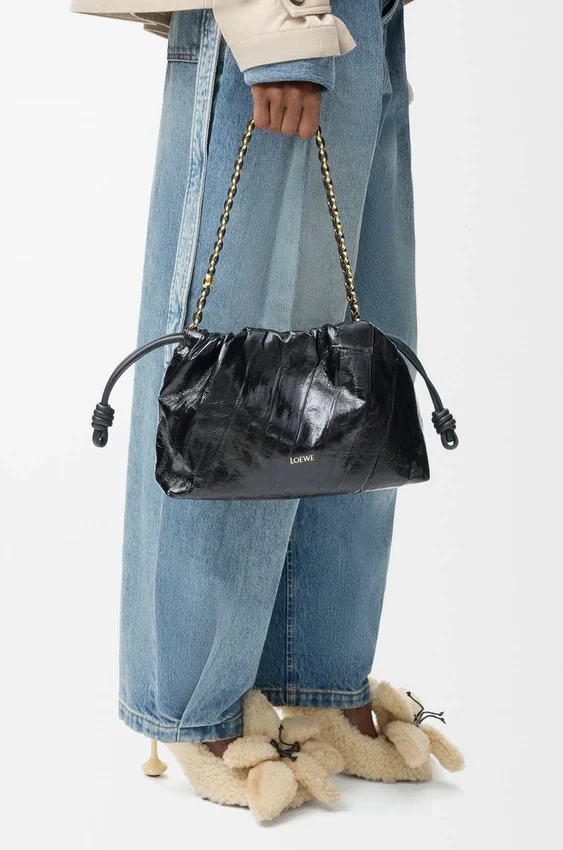 Średnia Flamenco Purse z skóry śluzowca Średnia Flamenco Purse z skóry śluzowca