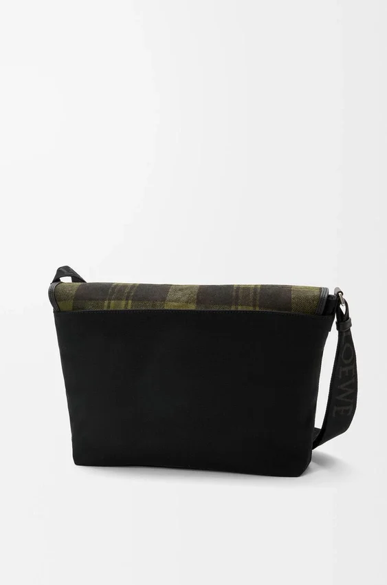 Średnia torba Flex Messenger z płótna i szczotkowanego zamszu Średnia torba Flex Messenger z płótna i szczotkowanego zamszu
